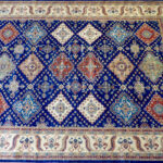 GEOMETRIC DESIGN RUG